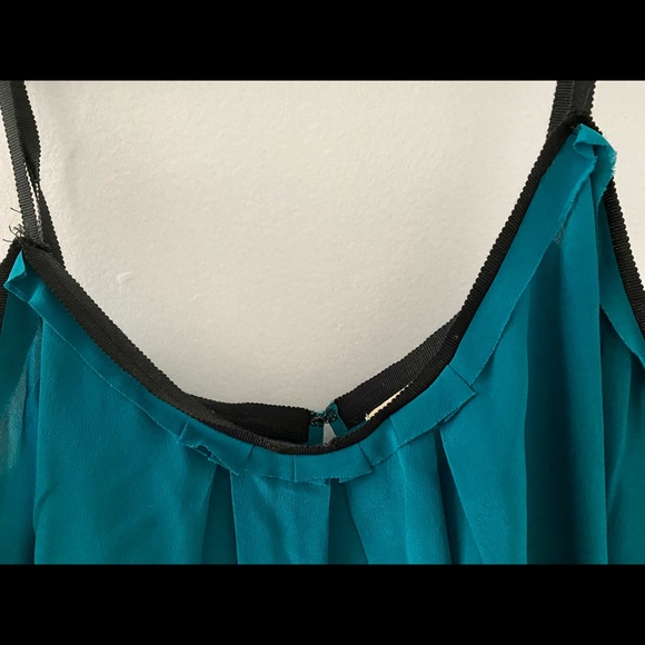 Silence & Noise turquoise silk string tank with black trim - Picture 5 of 6